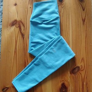 Alo high waisted leggings - excellent condition